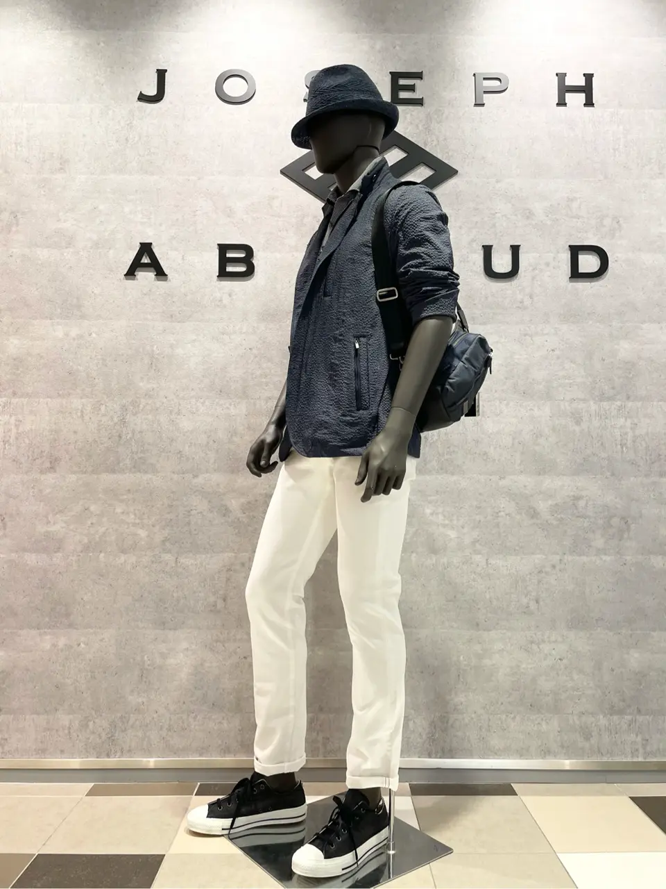  東　 コーディネート画像