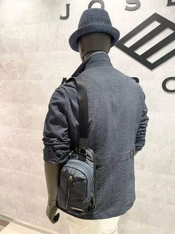 JOSEPH ABBOUD 東　 コーディネート画像