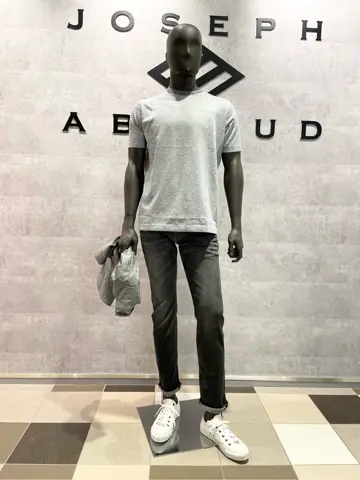 JOSEPH ABBOUD 東　 コーディネート画像