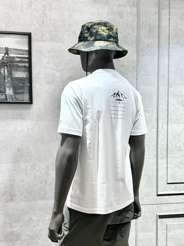 JOSEPH ABBOUD MOUNTAIN 二澤 コーディネート画像