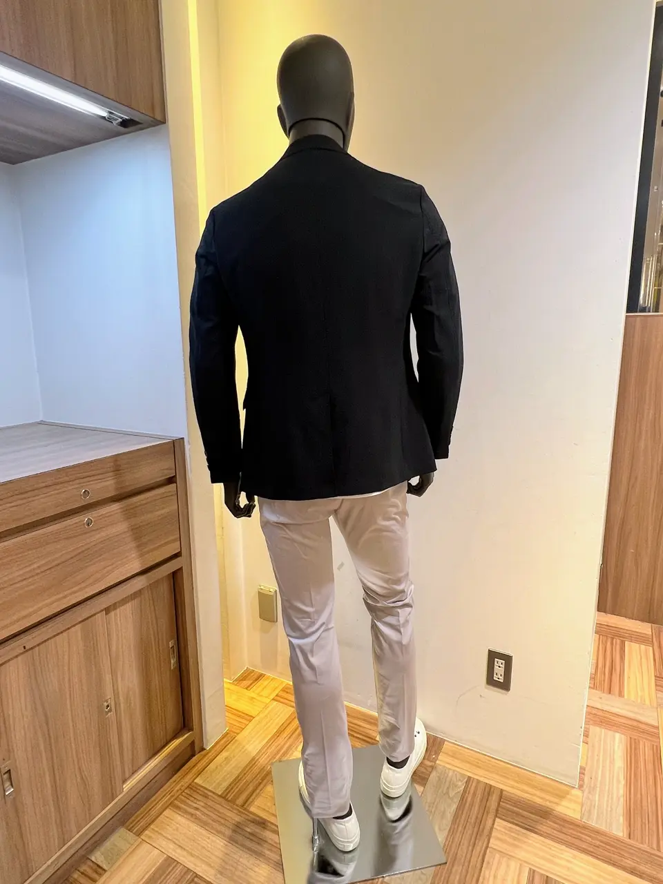 JOSEPH ABBOUD 森部 コーディネート画像