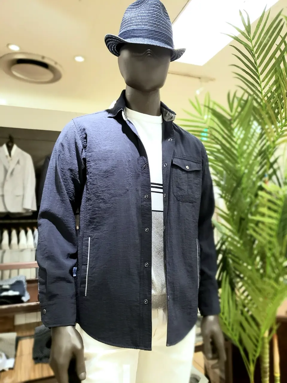 JOSEPH ABBOUD 中西 コーディネート画像