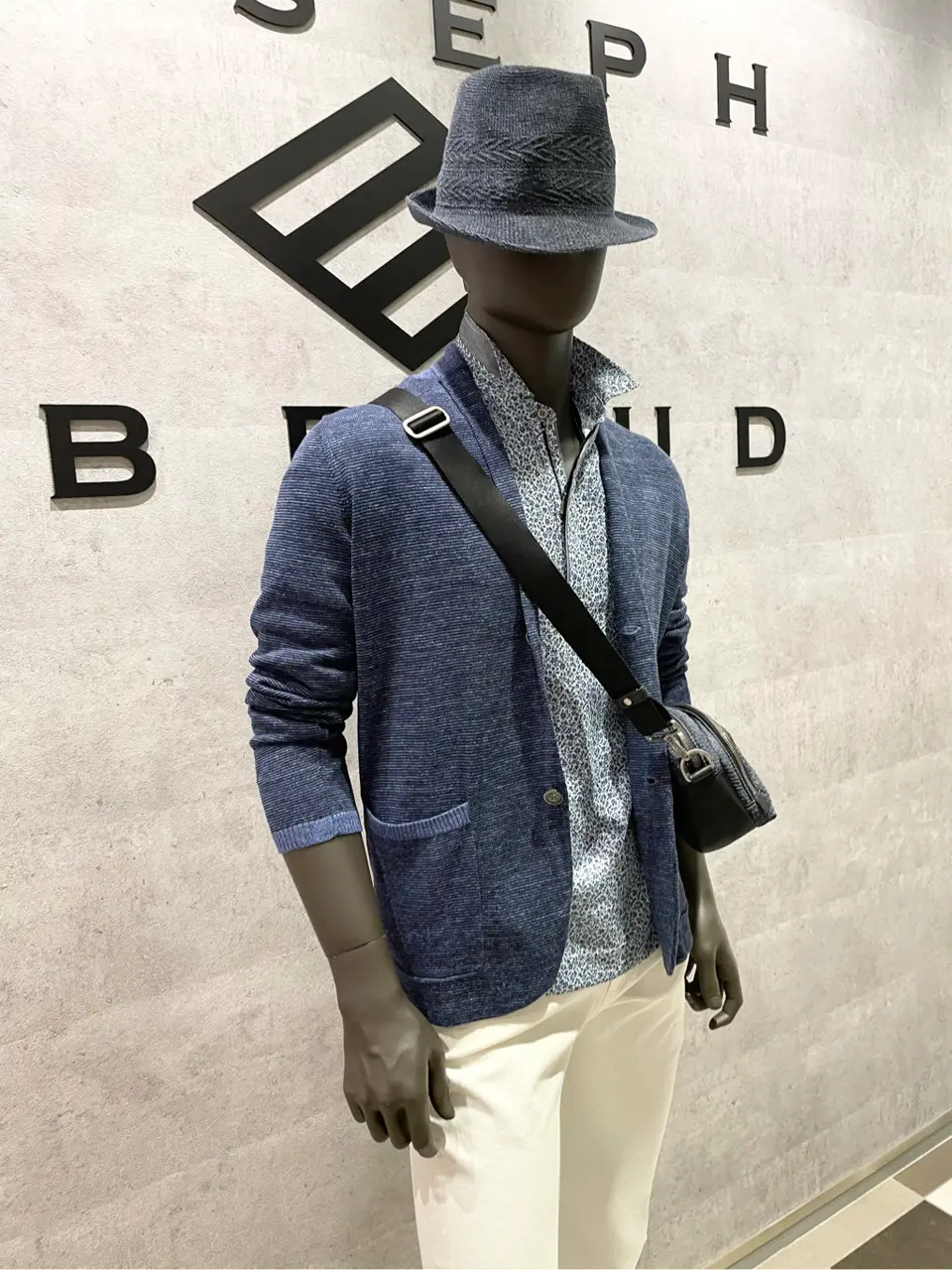 JOSEPH ABBOUD 東　 コーディネート画像