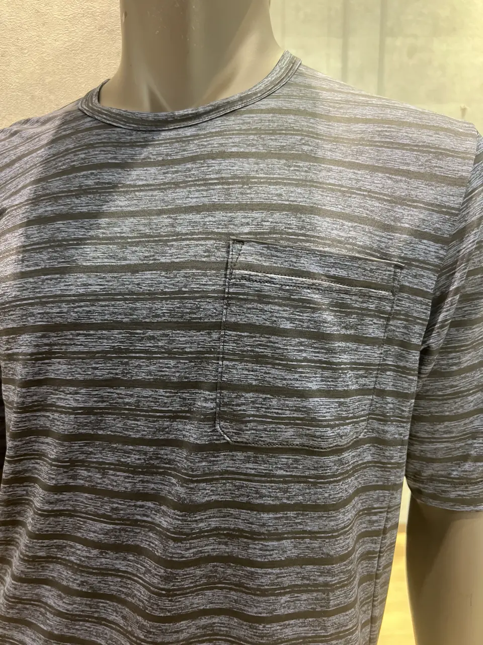 JOSEPH ABBOUD MOUNTAIN 上條 コーディネート画像