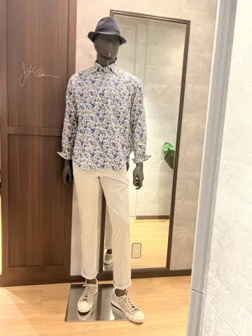 JOSEPH ABBOUD 上條 コーディネート画像