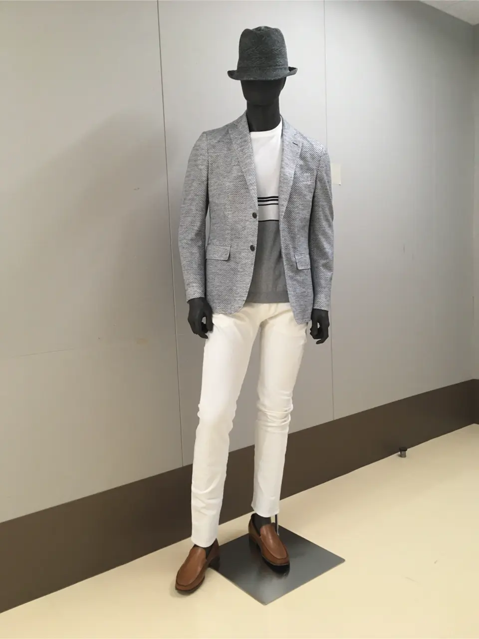 JOSEPH ABBOUD 大坪 コーディネート画像