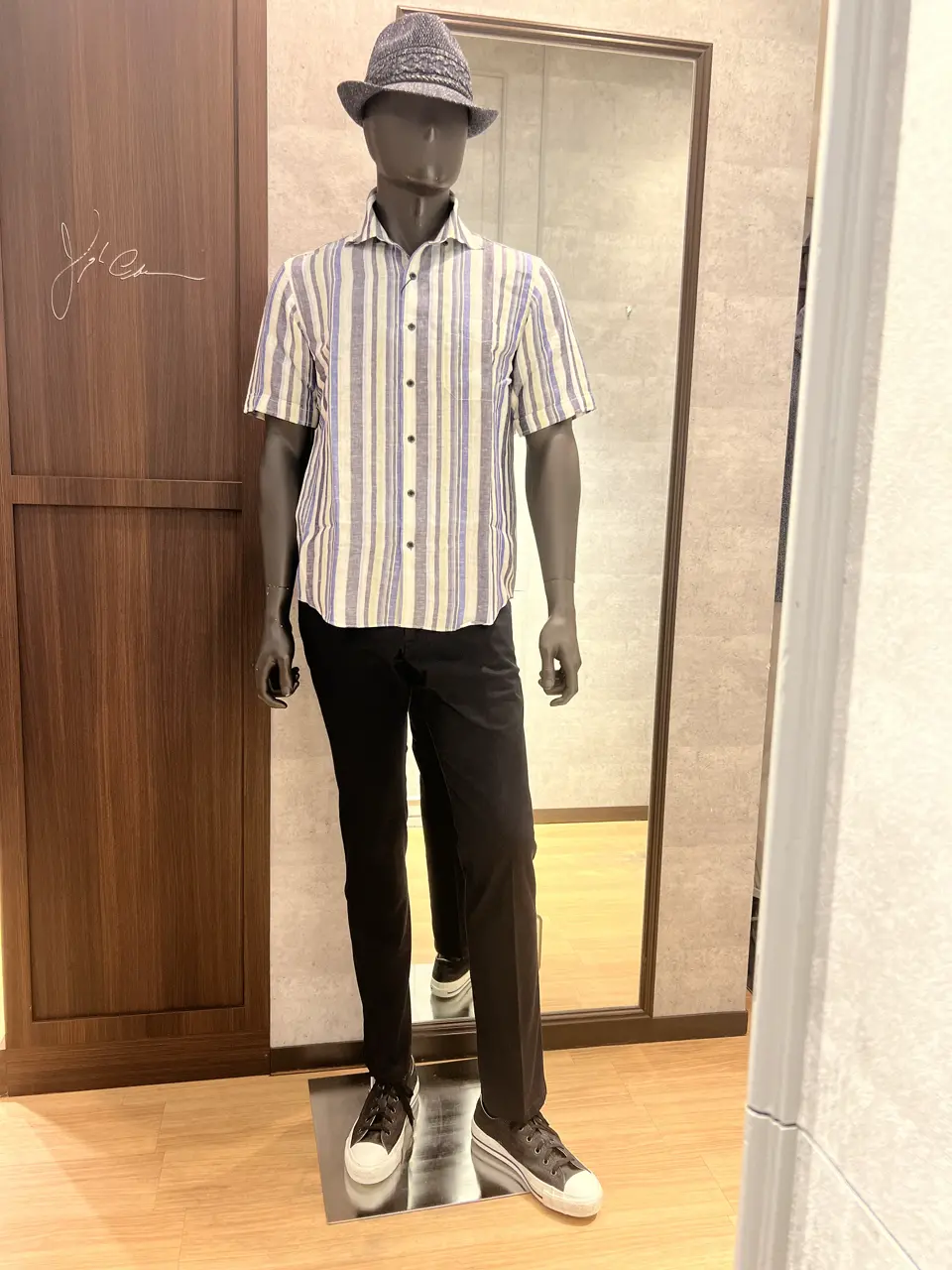 JOSEPH ABBOUD 上條 コーディネート画像