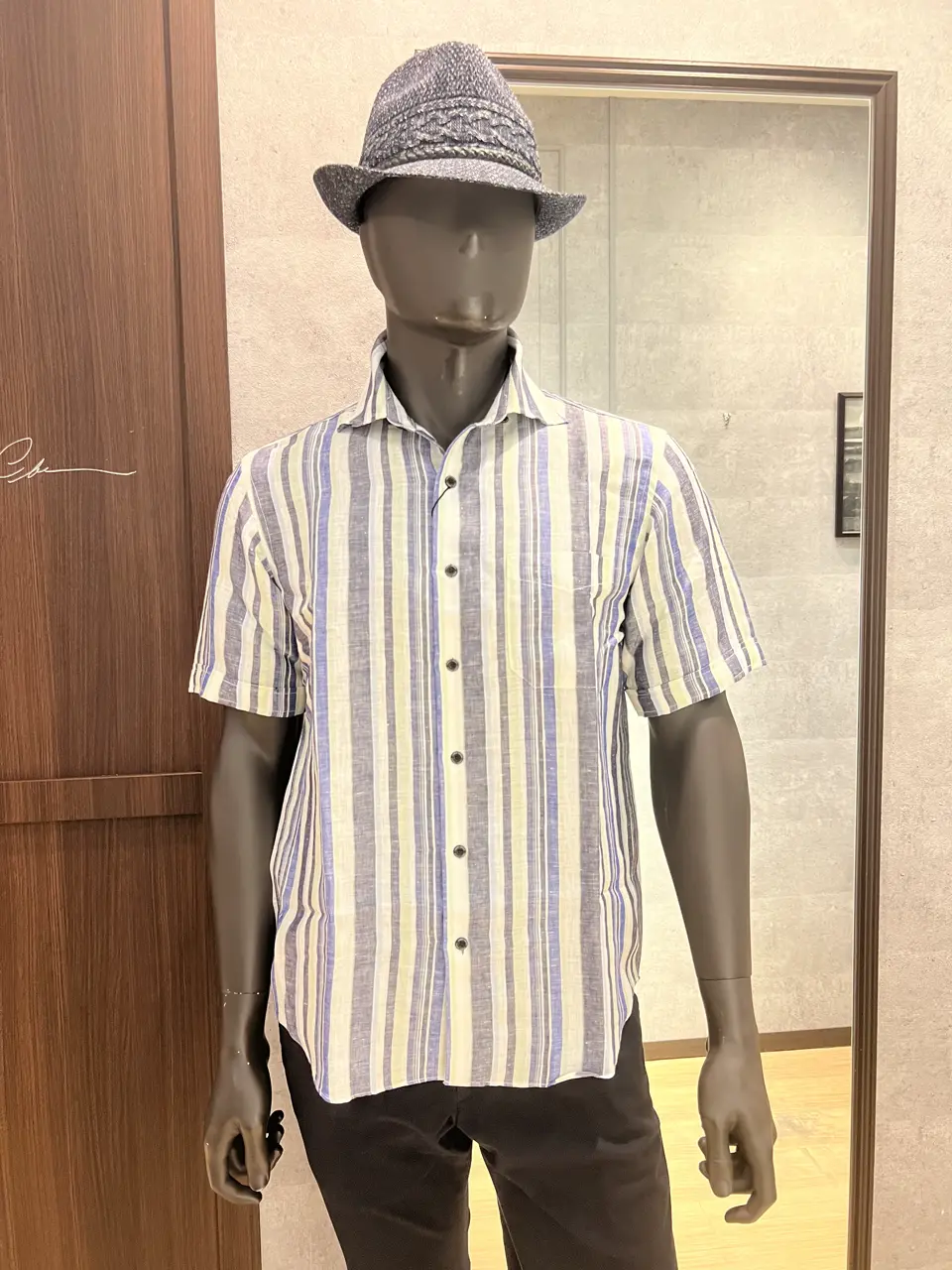 JOSEPH ABBOUD 上條 コーディネート画像