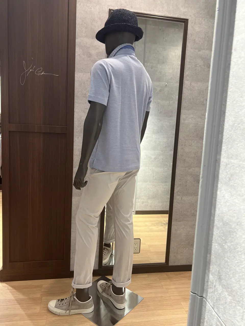 JOSEPH ABBOUD 上條 コーディネート画像