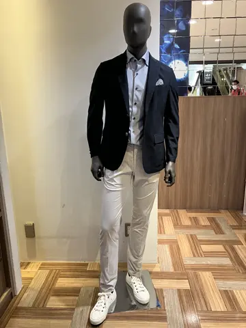 JOSEPH ABBOUD 小城 コーディネート画像