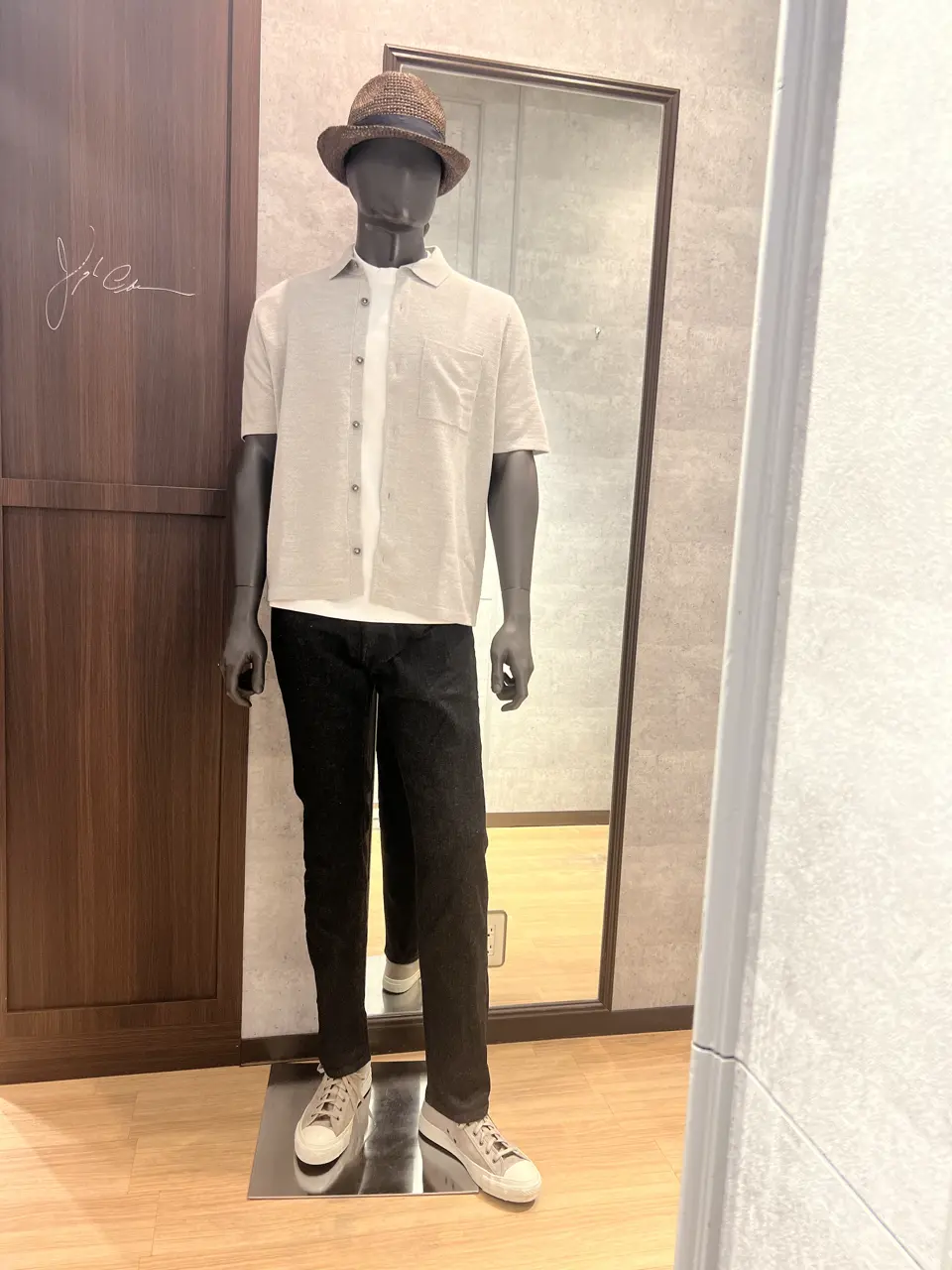 JOSEPH ABBOUD 上條 コーディネート画像