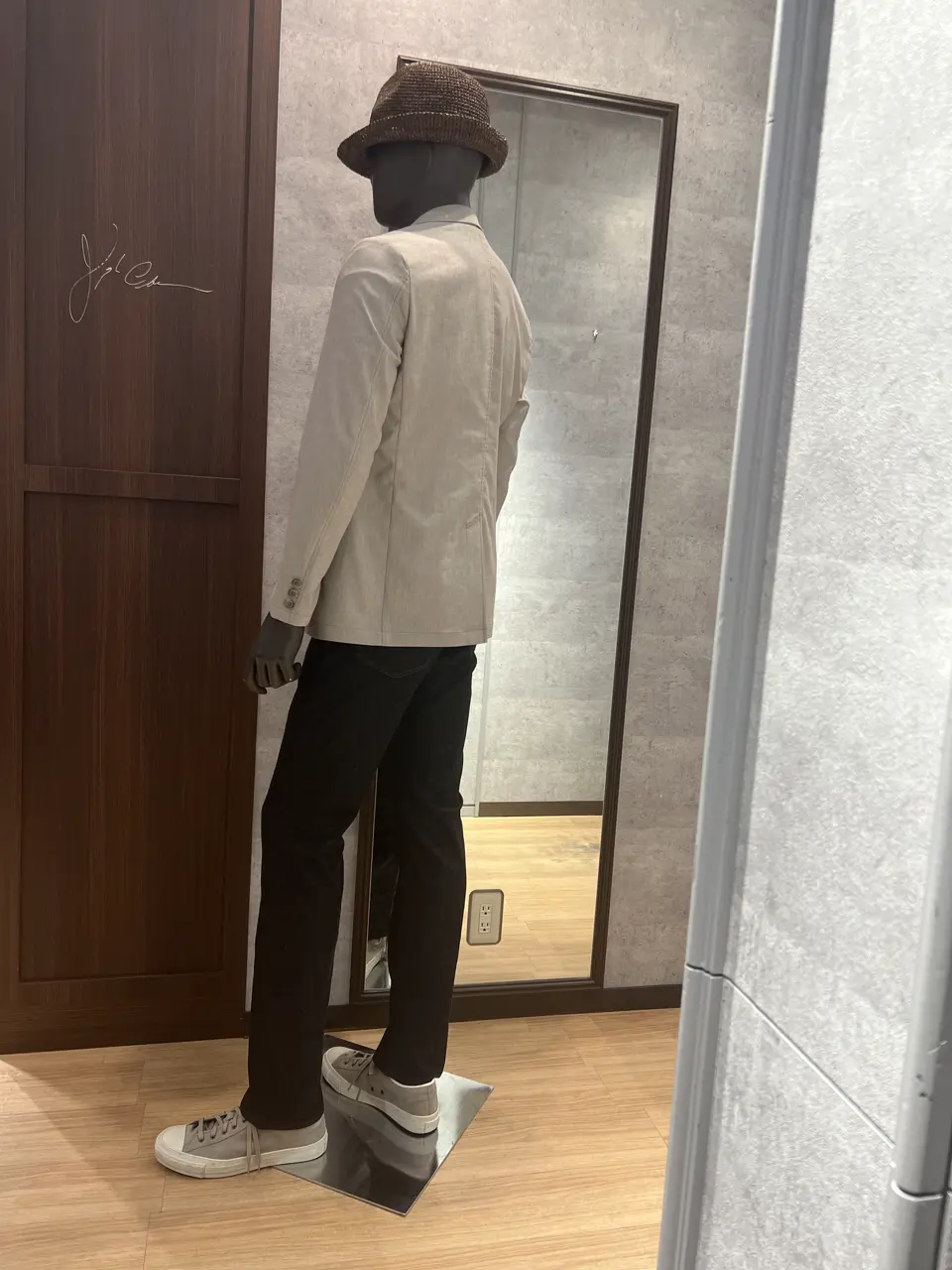 JOSEPH ABBOUD 上條 コーディネート画像