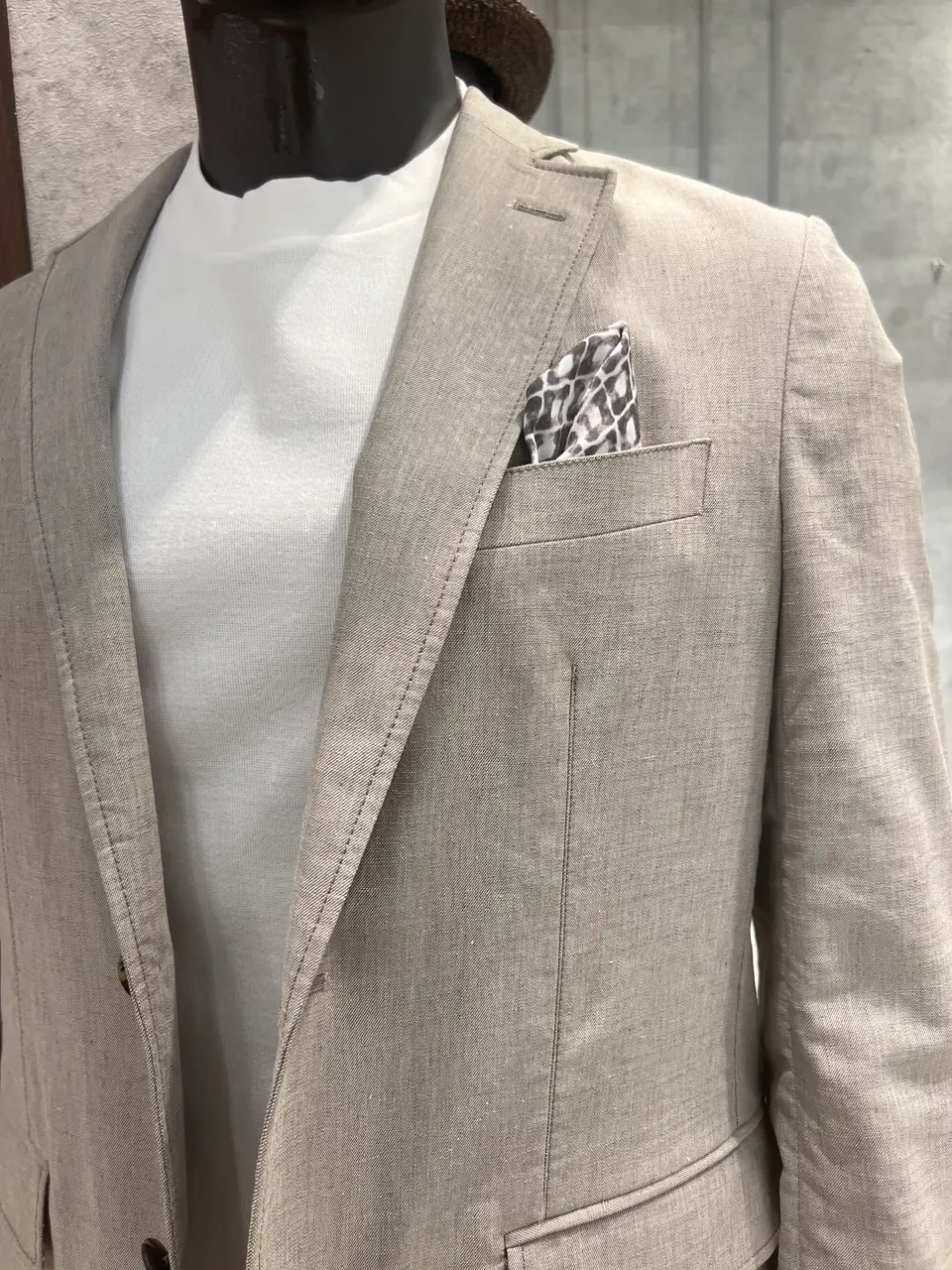 JOSEPH ABBOUD 上條 コーディネート画像