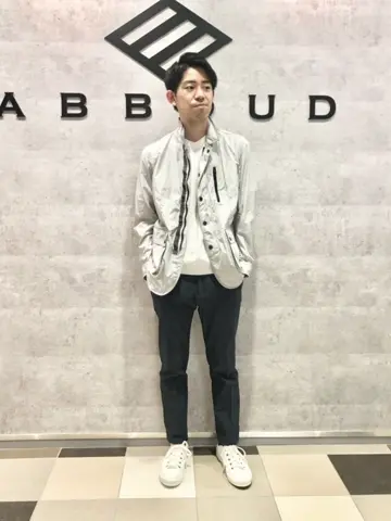 JOSEPH ABBOUD 二澤 コーディネート画像