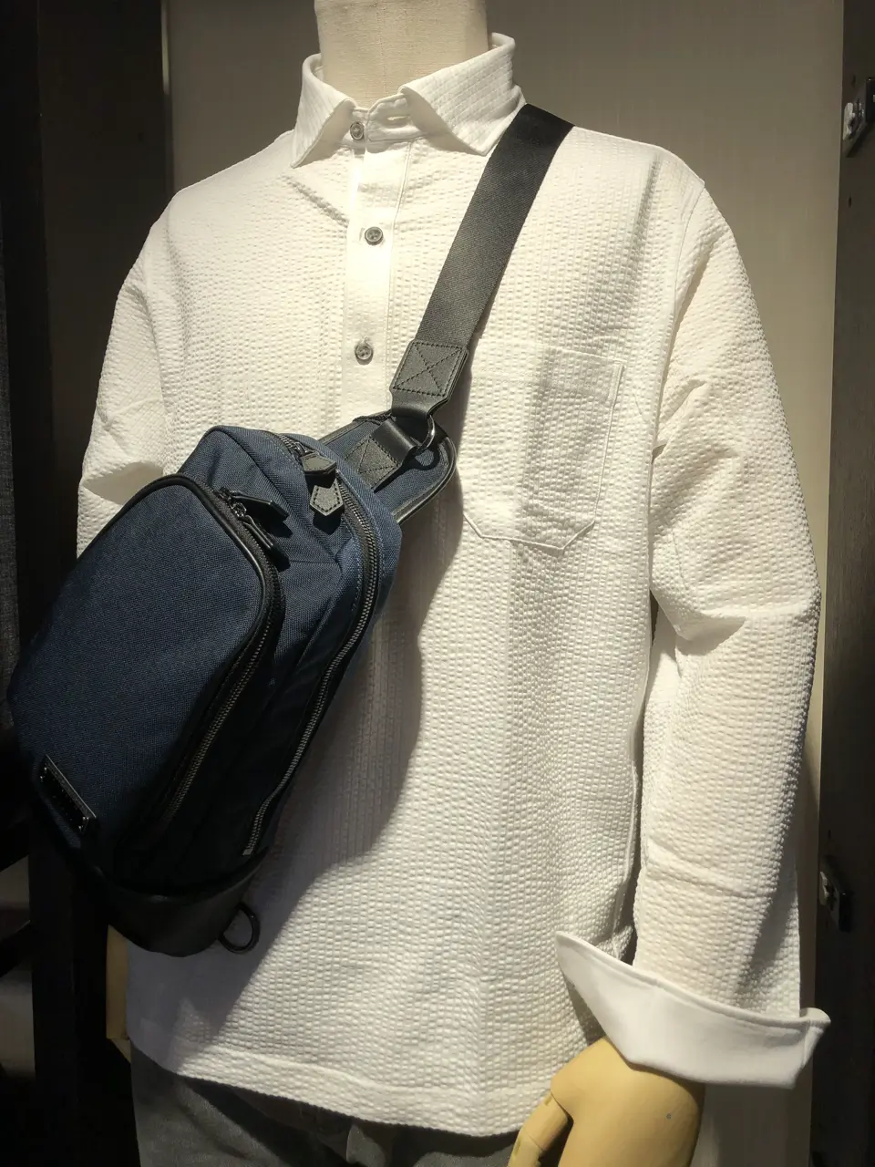 JOSEPH ABBOUD 山口 コーディネート画像