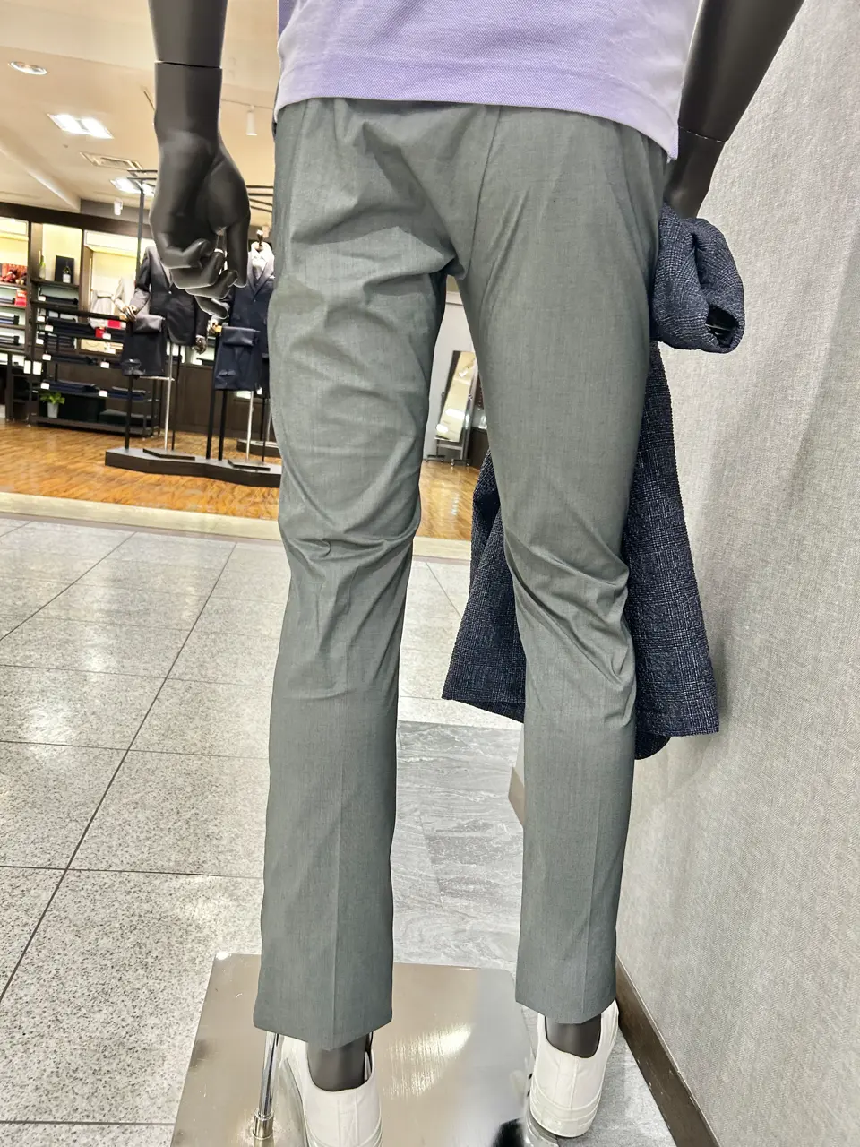 JOSEPH ABBOUD 上田 コーディネート画像