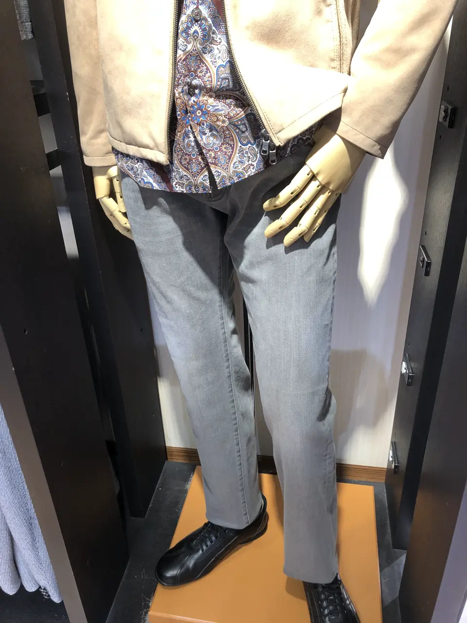 JOSEPH ABBOUD 山口 コーディネート画像