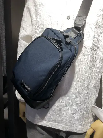 JOSEPH ABBOUD 山口 コーディネート画像