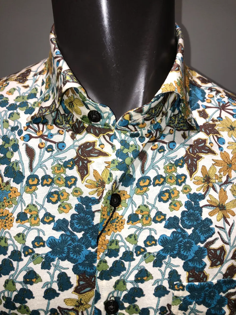 JOSEPH ABBOUD 川田 コーディネート画像