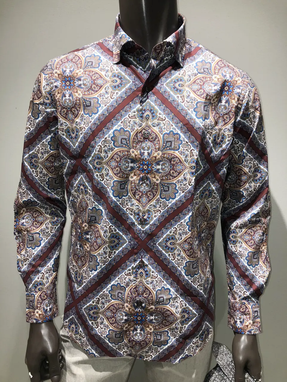 JOSEPH ABBOUD 川田 コーディネート画像