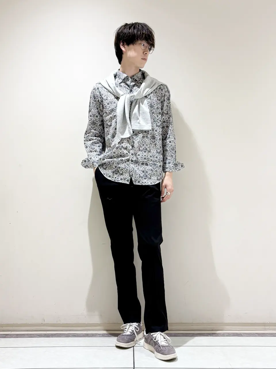 JOSEPH ABBOUD 近藤 コーディネート画像