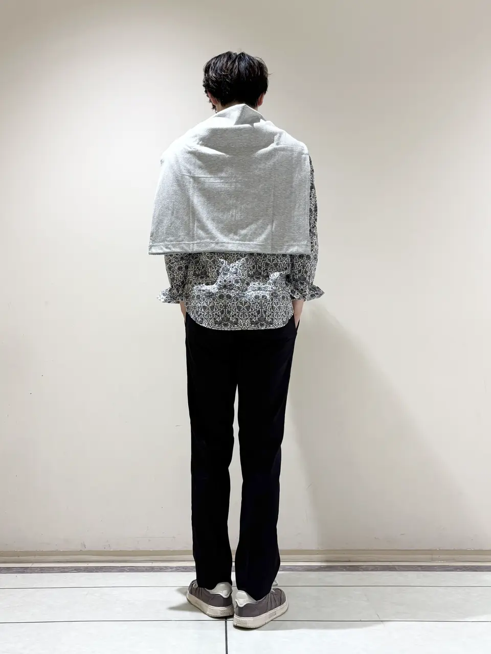 JOSEPH ABBOUD 近藤 コーディネート画像