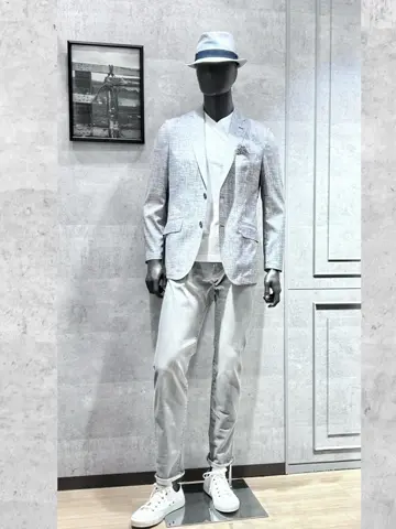 JOSEPH ABBOUD 二澤 コーディネート画像