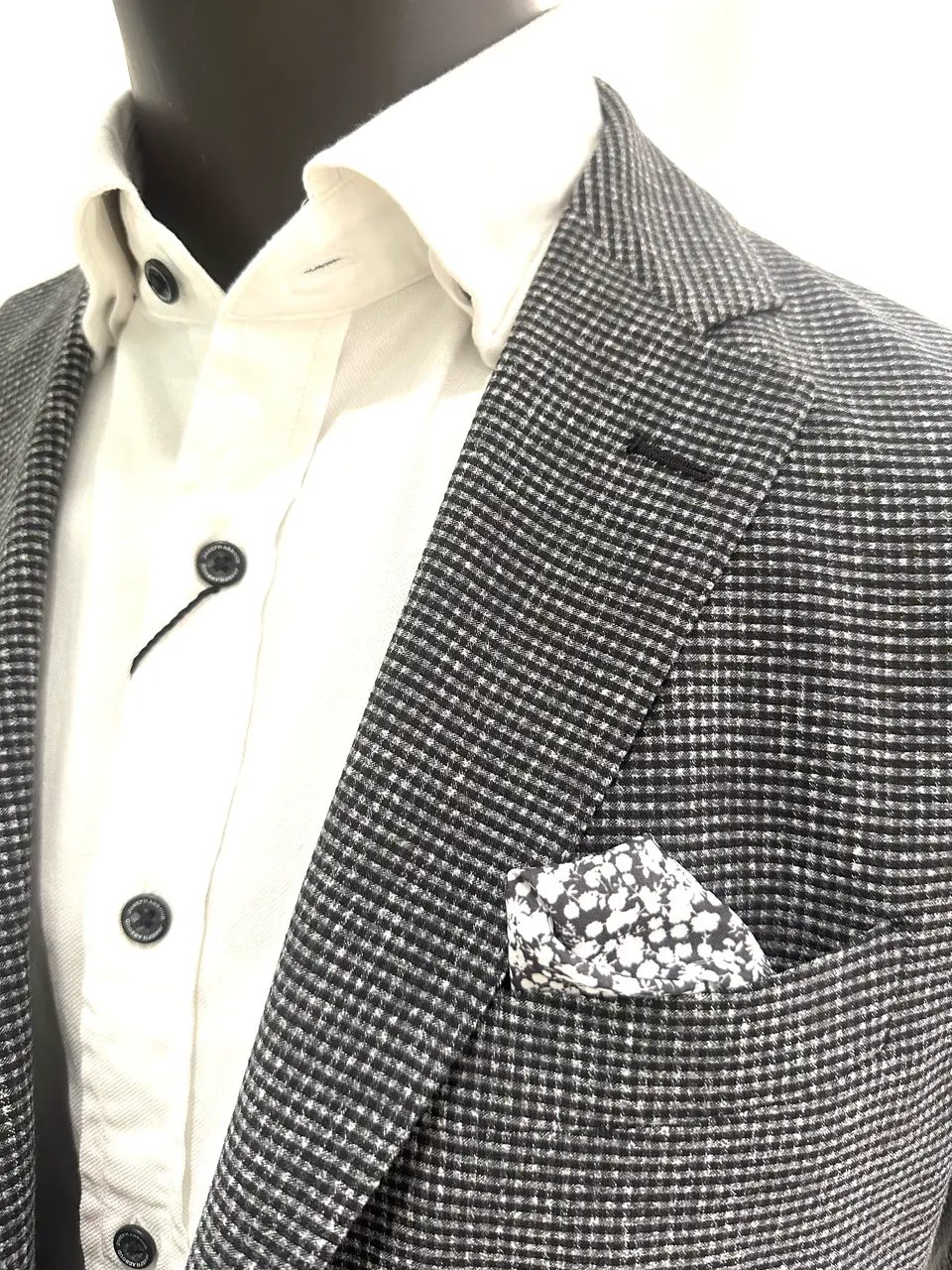 JOSEPH ABBOUD 石川 コーディネート画像