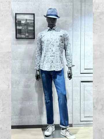 JOSEPH ABBOUD 二澤 コーディネート画像