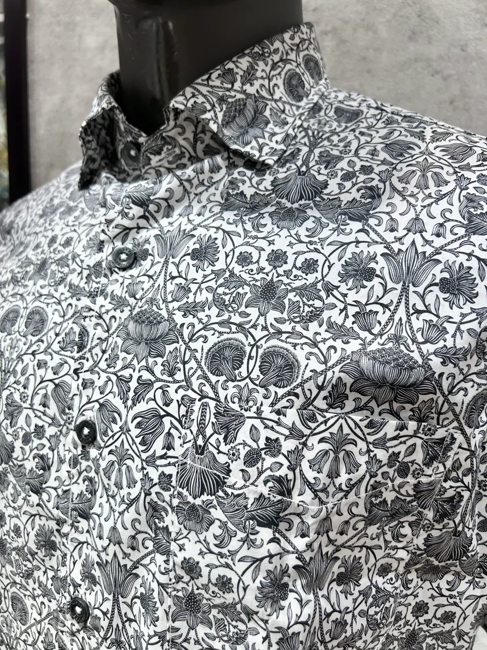 JOSEPH ABBOUD 二澤 コーディネート画像