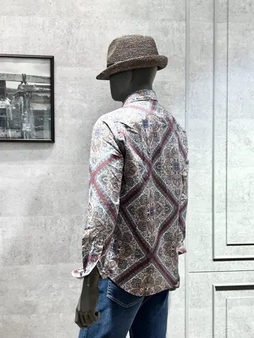 JOSEPH ABBOUD 二澤 コーディネート画像