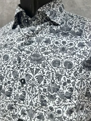 JOSEPH ABBOUD 二澤 コーディネート画像