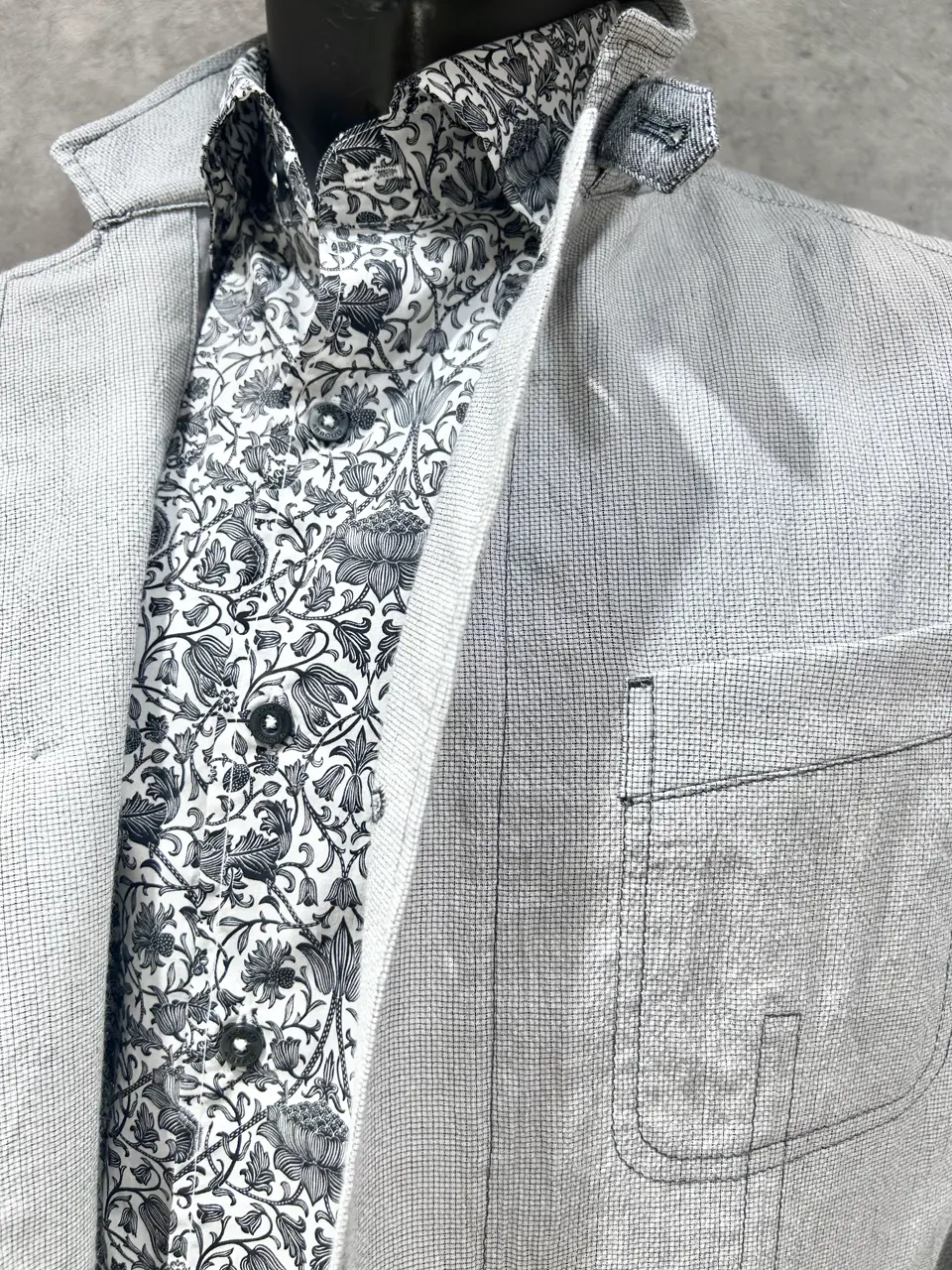 JOSEPH ABBOUD 二澤 コーディネート画像