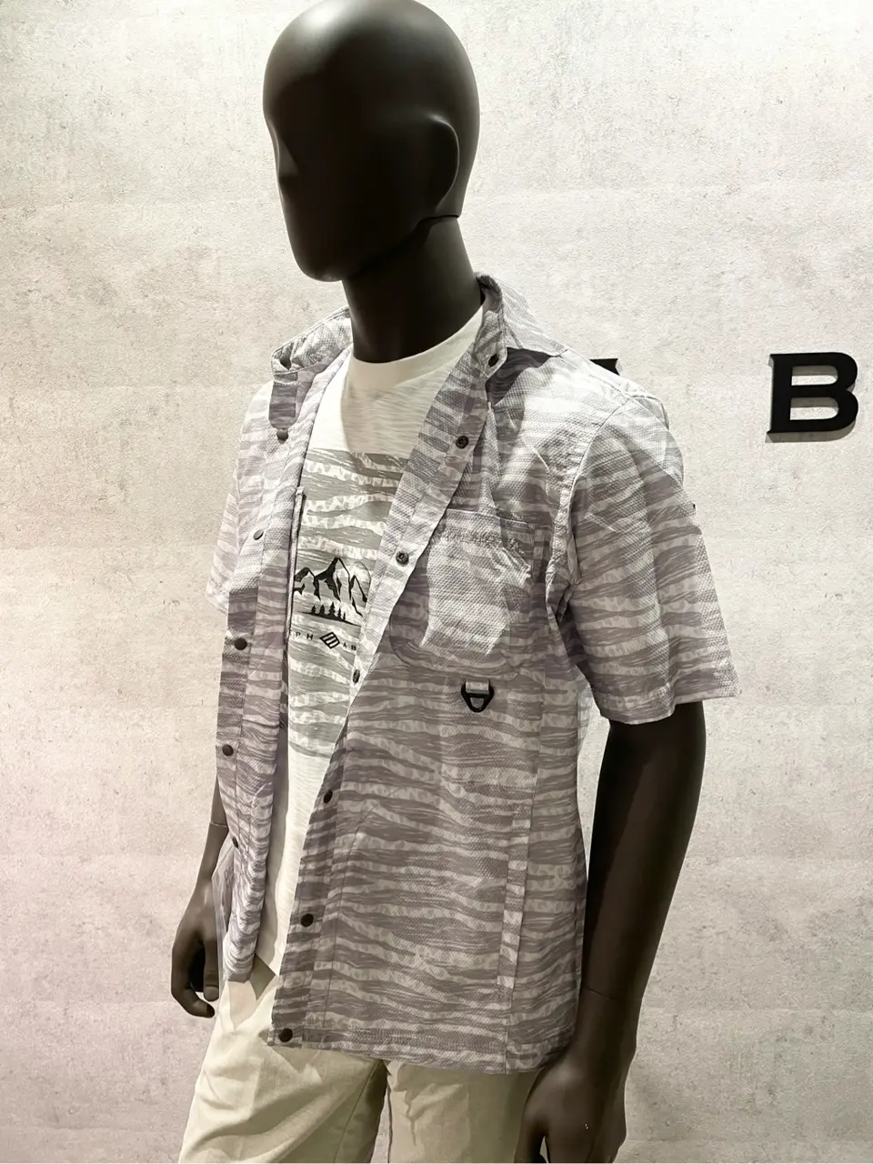 JOSEPH ABBOUD 東　 コーディネート画像