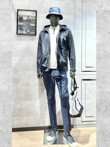 JOSEPH ABBOUD MOUNTAIN 二澤 コーディネート画像