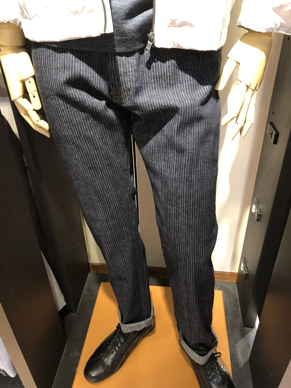 JOSEPH ABBOUD 山口 コーディネート画像