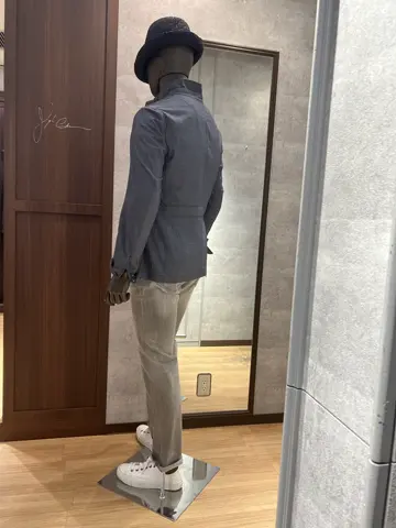 JOSEPH ABBOUD 上條 コーディネート画像