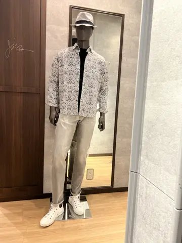 JOSEPH ABBOUD 上條 コーディネート画像