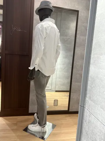 JOSEPH ABBOUD 上條 コーディネート画像