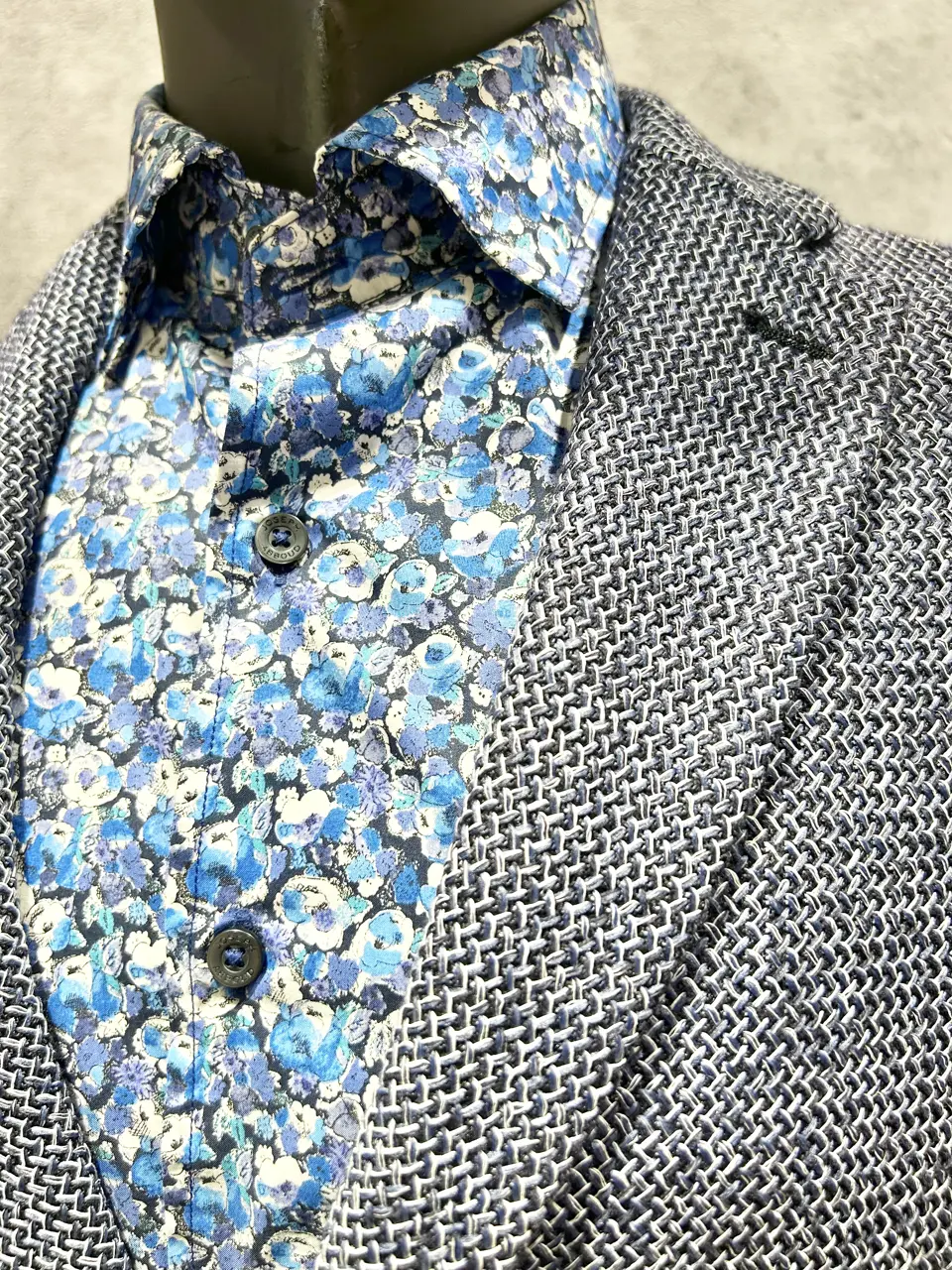 JOSEPH ABBOUD 二澤 コーディネート画像