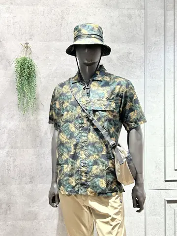 JOSEPH ABBOUD MOUNTAIN 二澤 コーディネート画像