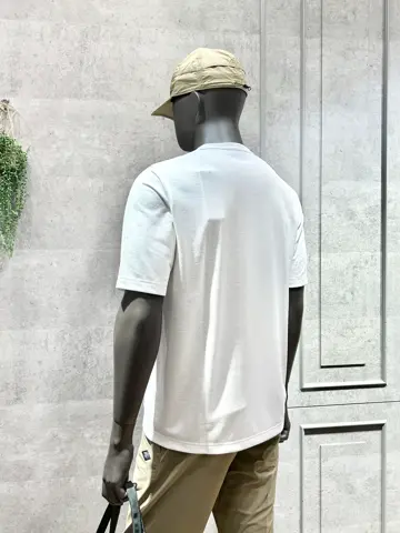 JOSEPH ABBOUD MOUNTAIN 二澤 コーディネート画像