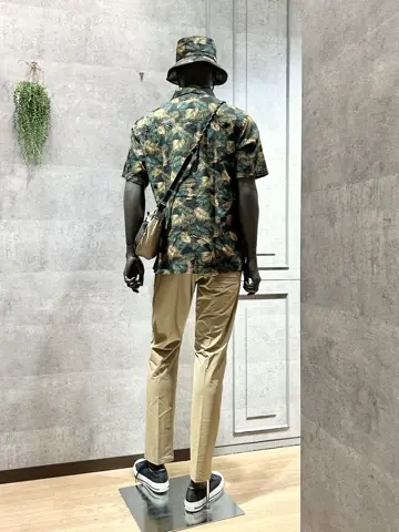 JOSEPH ABBOUD 上條 コーディネート画像