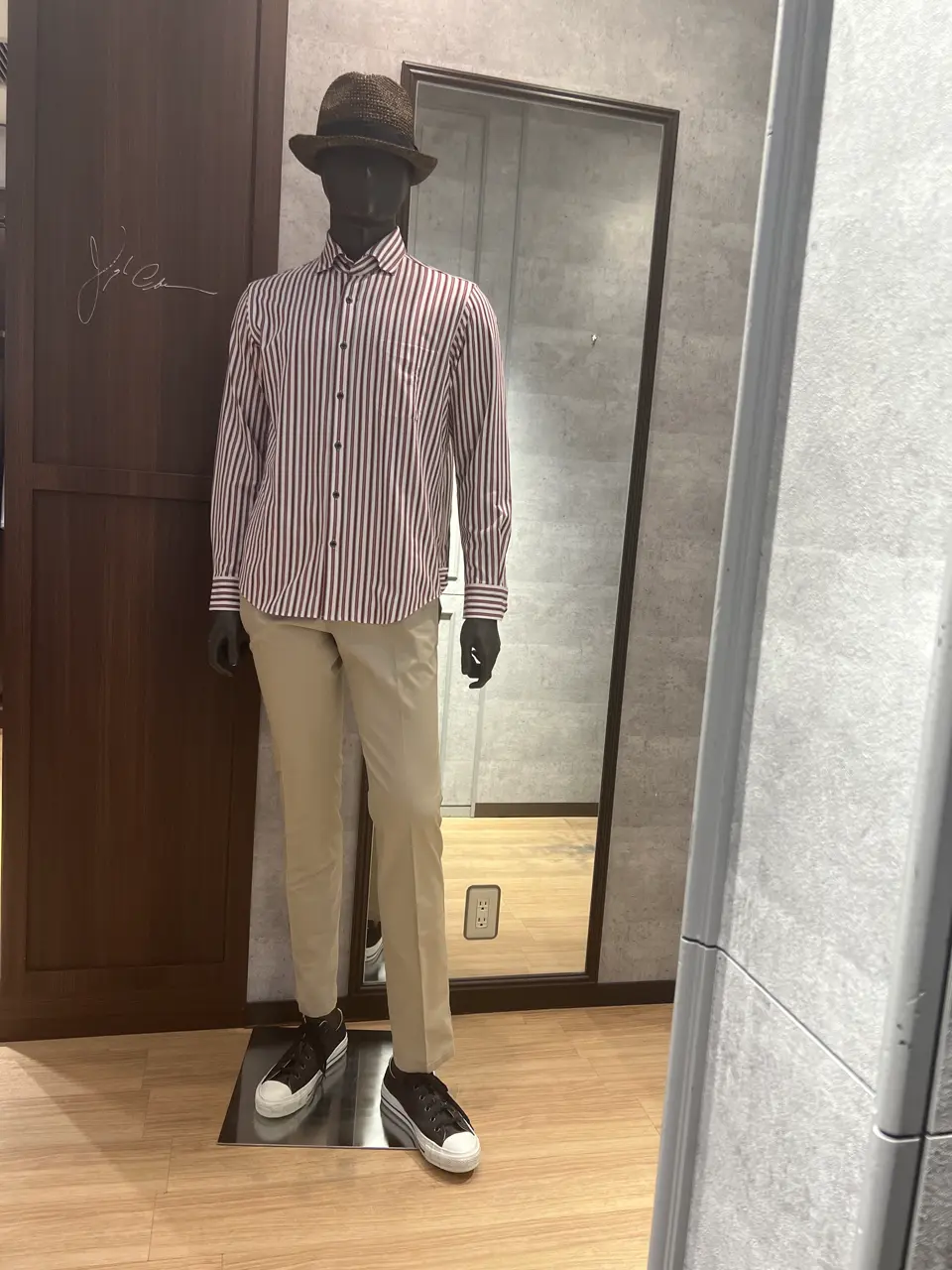 JOSEPH ABBOUD 上條 コーディネート画像