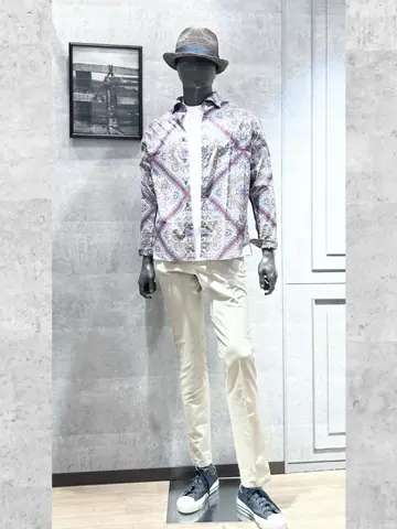 JOSEPH ABBOUD 二澤 コーディネート画像