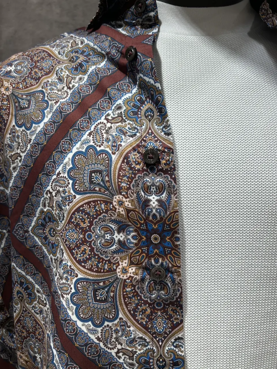 JOSEPH ABBOUD 上條 コーディネート画像