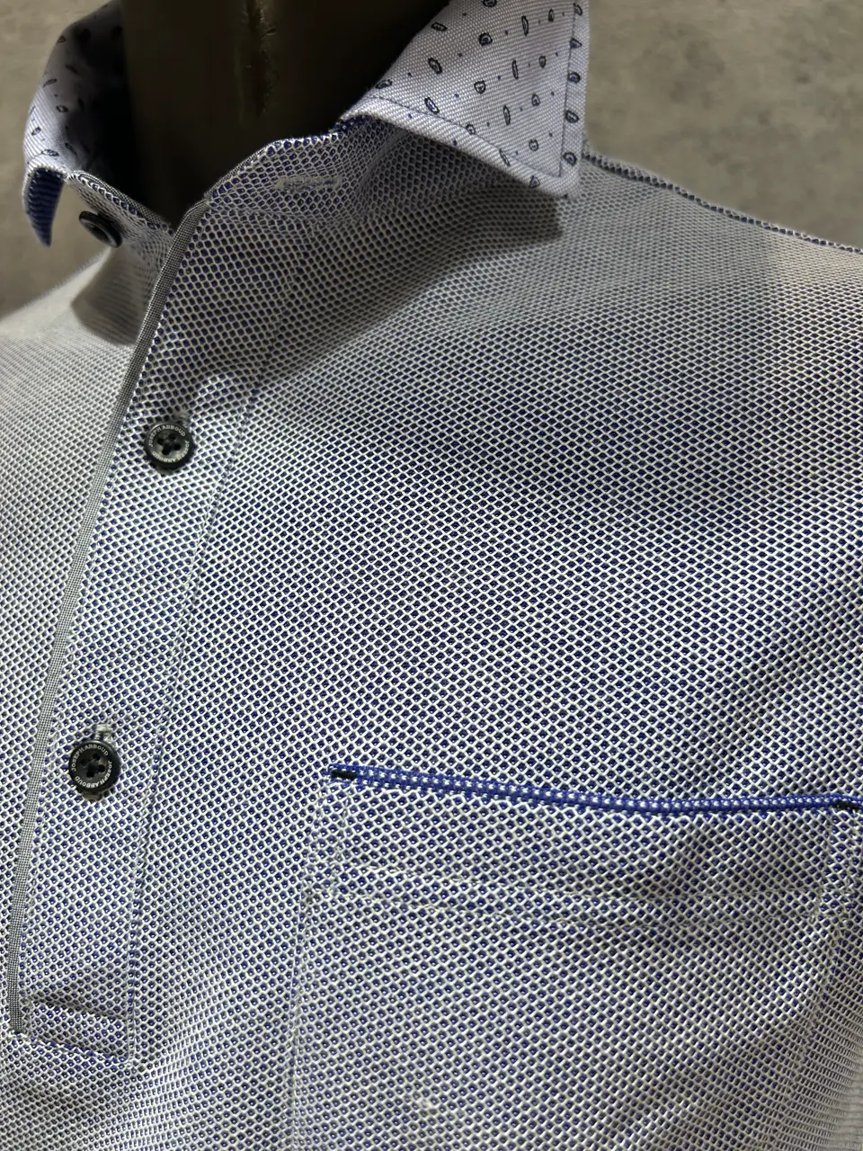 JOSEPH ABBOUD 上條 コーディネート画像