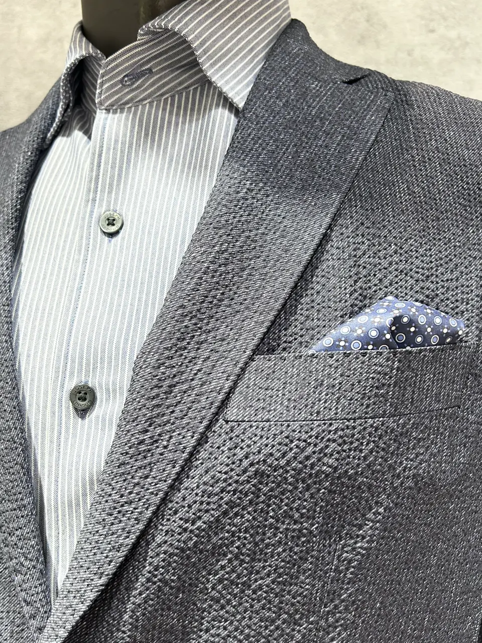 JOSEPH ABBOUD 二澤 コーディネート画像