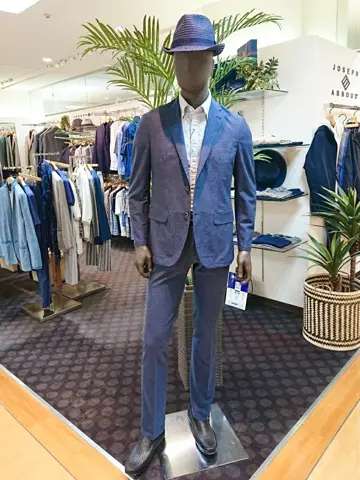 JOSEPH ABBOUD スタッフ コーディネート画像