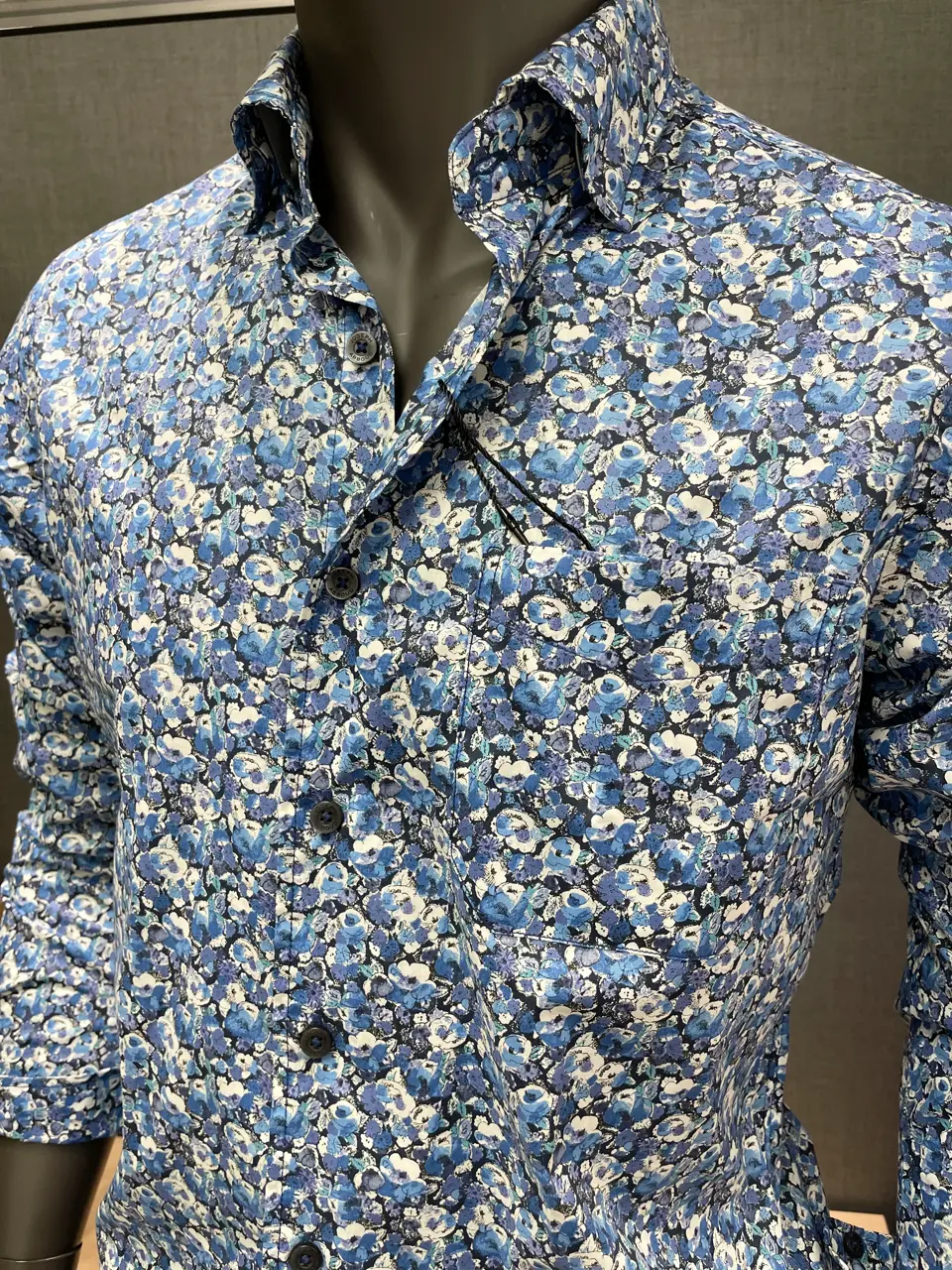 JOSEPH ABBOUD 藤原 コーディネート画像